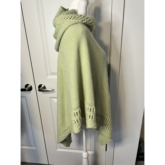Steve Madden Hooded Cape Poncho Womens one size Asymmetrical Knit Celadon Green - Picture 7 of 9